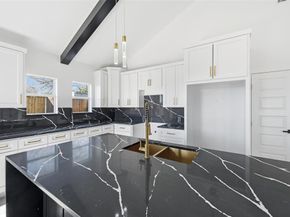 2618  Gooch Street , Dallas Texas 75241