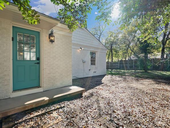 6333  Locke Avenue , Fort Worth Texas 76116