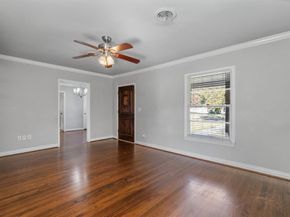 6333  Locke Avenue , Fort Worth Texas 76116