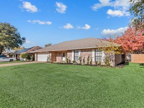 4105  Hemlock Street , Fort Worth Texas 76137