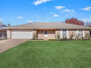 4105  Hemlock Street , Fort Worth Texas 76137