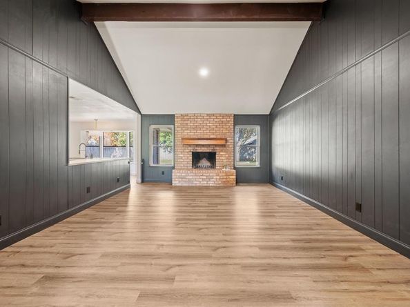 4105  Hemlock Street , Fort Worth Texas 76137