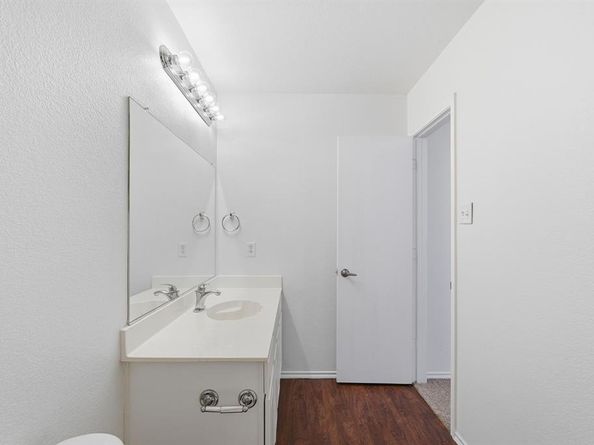 10405  Hideaway Trail , Fort Worth Texas 76131