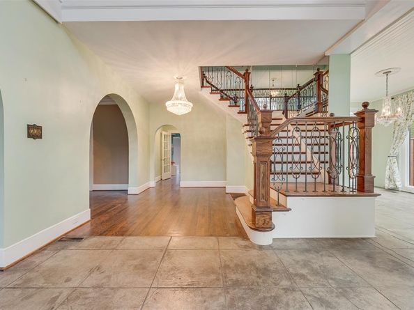 6116  Gaston Avenue , Dallas Texas 75214