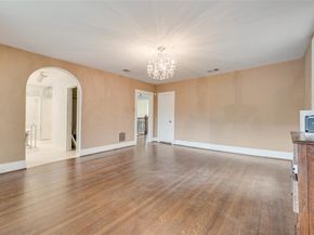 6116  Gaston Avenue , Dallas Texas 75214