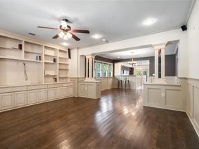 422 S Winnetka Avenue , Dallas Texas 75208