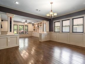 422 S Winnetka Avenue , Dallas Texas 75208