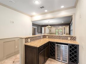 422 S Winnetka Avenue , Dallas Texas 75208