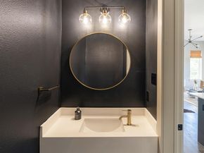 4620  Munger Avenue  107, Dallas Texas 75204