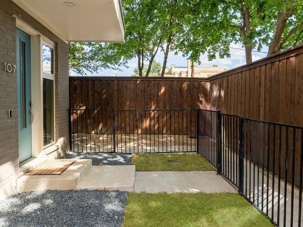 4620  Munger Avenue  107, Dallas Texas 75204