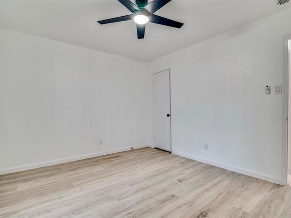 6401  Gate ridge Circle , Garland Texas 75043