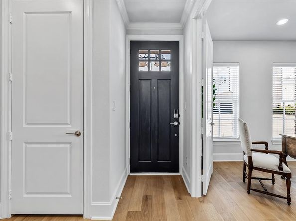 4618  Greenborough Lane , Dallas Texas 75219