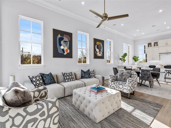 4618  Greenborough Lane , Dallas Texas 75219