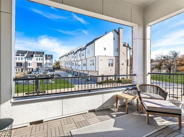 4618  Greenborough Lane , Dallas Texas 75219