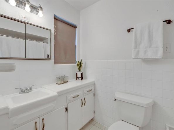 9907  Woodgrove Drive , Dallas Texas 75218