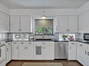 9907  Woodgrove Drive , Dallas Texas 75218