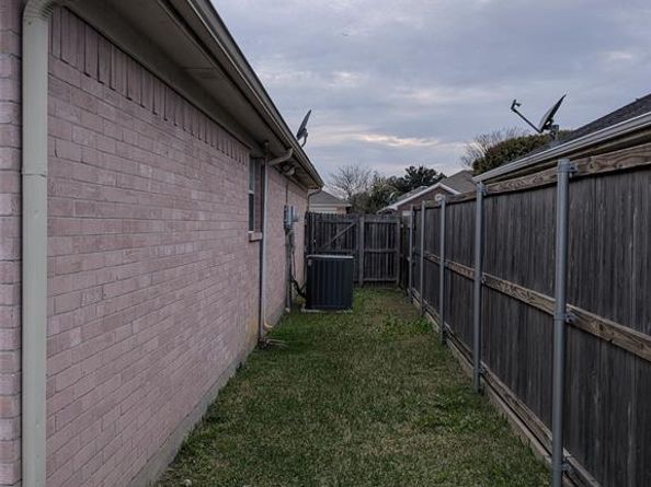 6005  Harwood Crossing Drive , Arlington Texas 76018