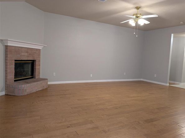 6005  Harwood Crossing Drive , Arlington Texas 76018