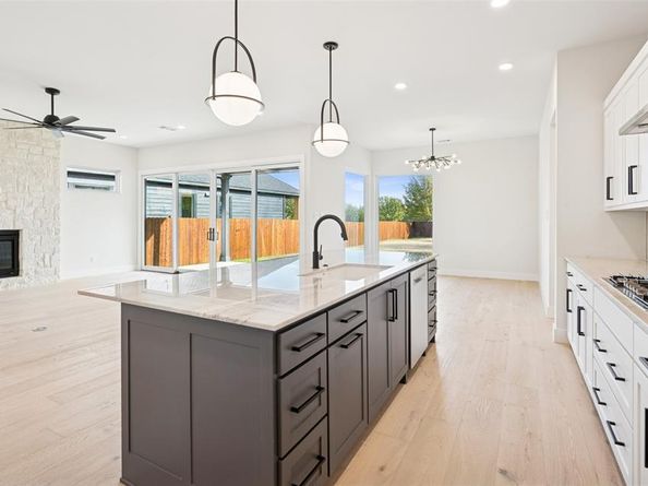 204  Pecan Street , Roanoke Texas 76262