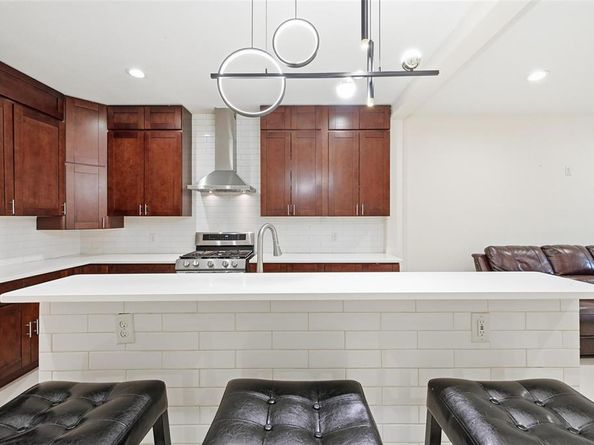 201 W Enon Avenue , Everman Texas 76140