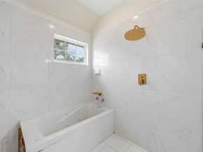 201 W Enon Avenue , Everman Texas 76140