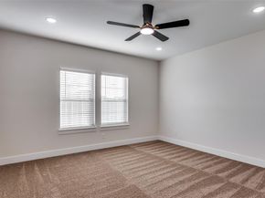 5601  Houghton Avenue , Fort Worth Texas 76107