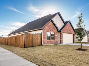 5601  Houghton Avenue , Fort Worth Texas 76107