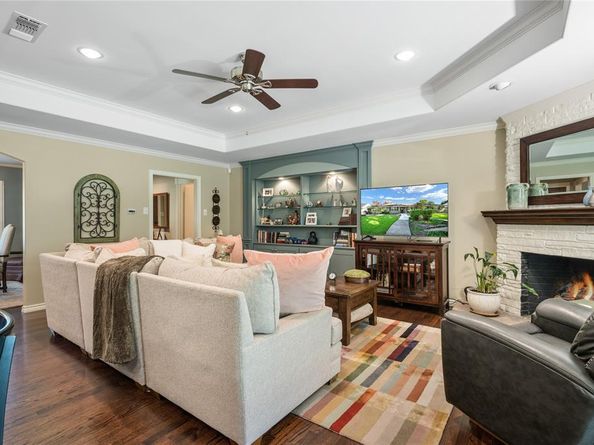 807  Clearwater Drive , Richardson Texas 75080