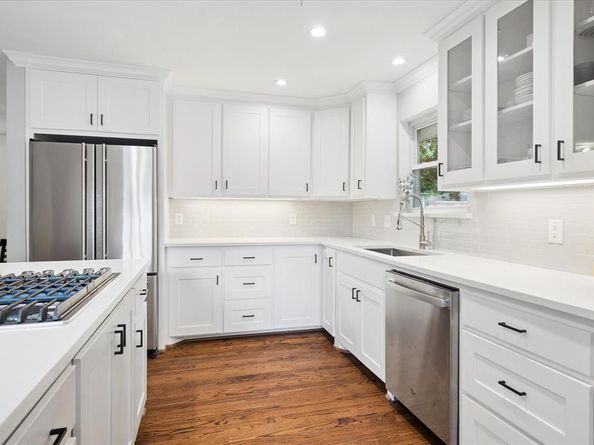 10025  Lanshire Drive , Dallas Texas 75238