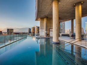 2408  Victory Park Lane  939, Dallas Texas 75219
