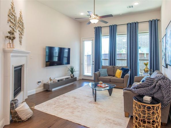 2280  Washington Drive , Carrollton Texas 75010
