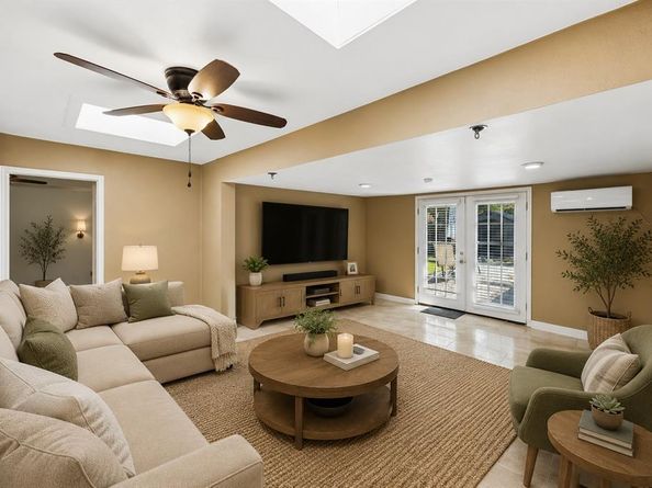 1405  Sun Valley Drive , Garland Texas 75043