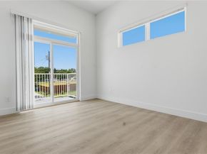 2925  spruce valley Lane  310, Dallas Texas 75233