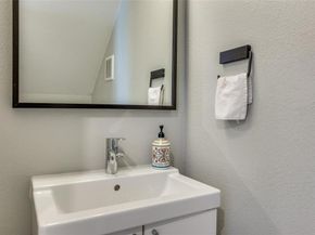 4777  Cedar Springs Road  8M, Dallas Texas 75219
