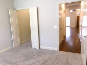883  Birds Fort Trail , Arlington Texas 76005