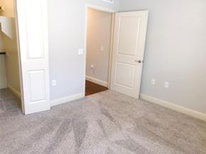 883  Birds Fort Trail , Arlington Texas 76005