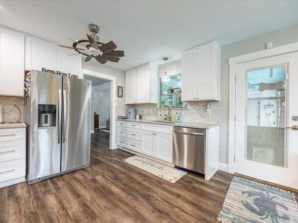 2223  Valley Mill  , Carrollton Texas 75006