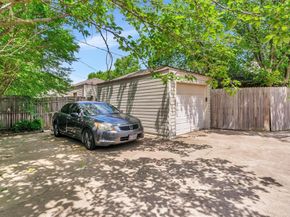 5706  Bramblewood Court , Arlington Texas 76017