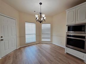5207 W Cove Way , Grand Prairie Texas 75052