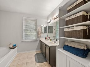 517  Zachum Drive , Arlington Texas 76002
