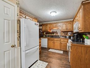 12704  Garden Grove Drive , Dallas Texas 75253
