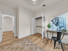 1442 E Allen Avenue , Fort Worth Texas 76104