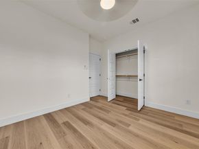 1442 E Allen Avenue , Fort Worth Texas 76104