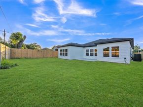 1442 E Allen Avenue , Fort Worth Texas 76104