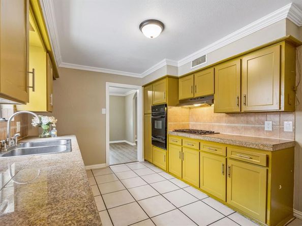 3534  Royal Lane , Dallas Texas 75229