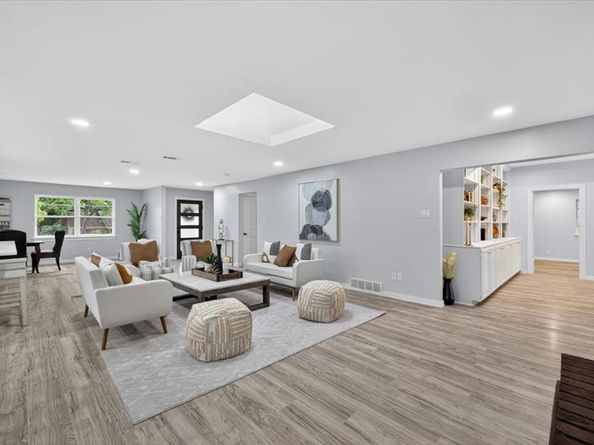 3330  Sharpview Lane , Dallas Texas 75228