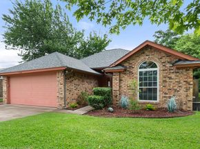 728  Saddle Road , White Settlement Texas 76108