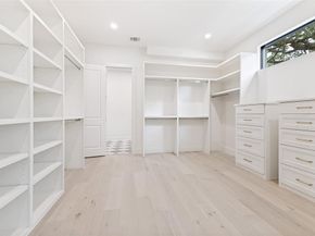 6803  Casa Loma Avenue , Dallas Texas 75214