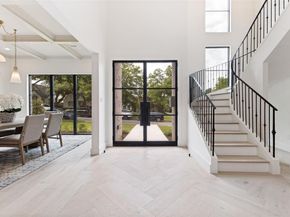 6803  Casa Loma Avenue , Dallas Texas 75214