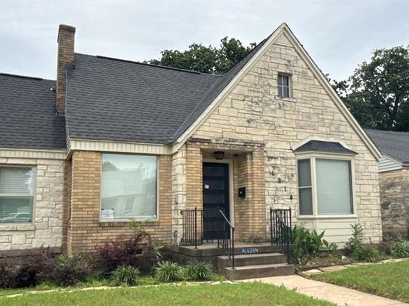 1214 E Waco Avenue , Dallas Texas 75216